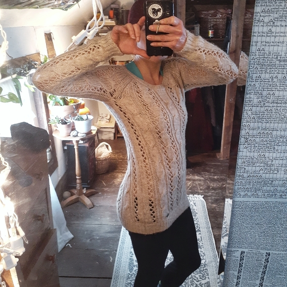 Oatmeal Cableknit Fishermans Alpaca A&F Sweater - Picture 4 of 11